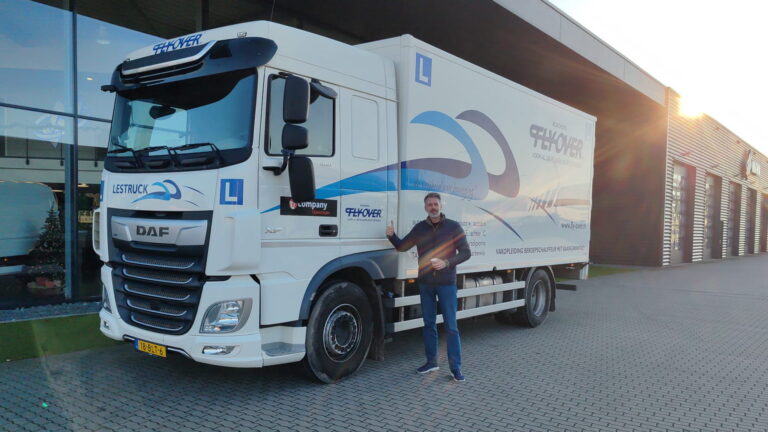 Vrachtwagen rijbewijs geslaagd - Extern 1