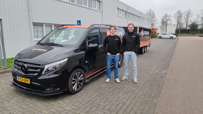 Geslaagde BE- rijbewijs duo